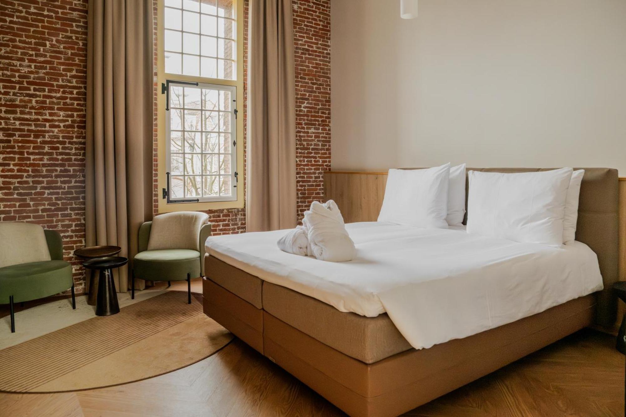 Superior Room with bath